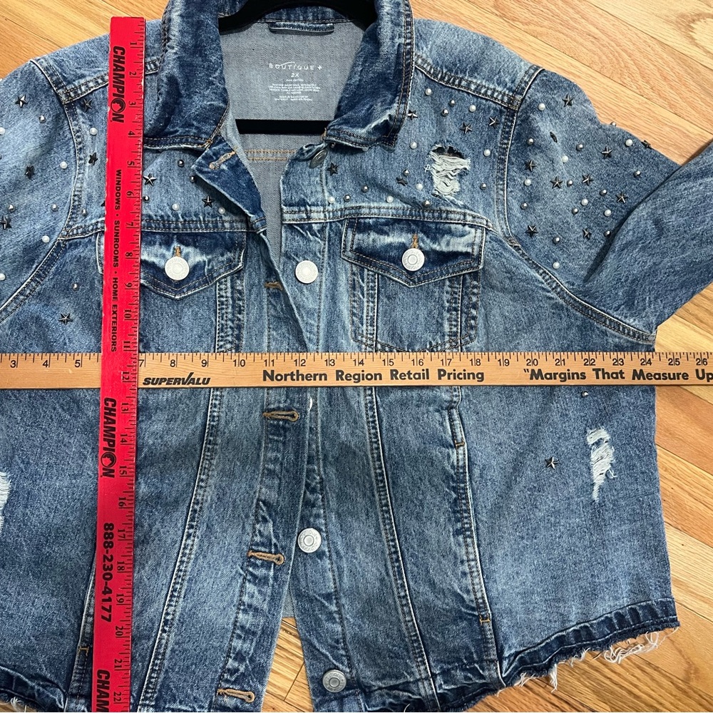 Gunmetal Star and Pearl Studded Denim Jacket 2x Boutique - Picture 10 of 16